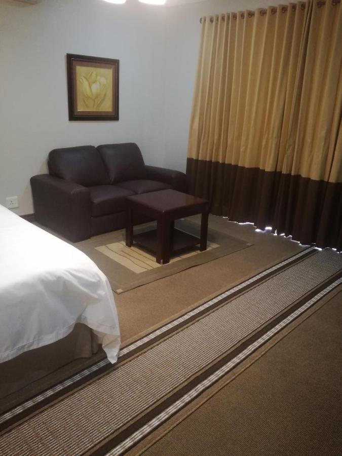 Belmont Guesthouse Bloemfontein Exterior foto